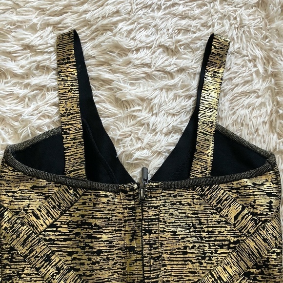 Arden B Bodycon Dress - Picture 9 of 9